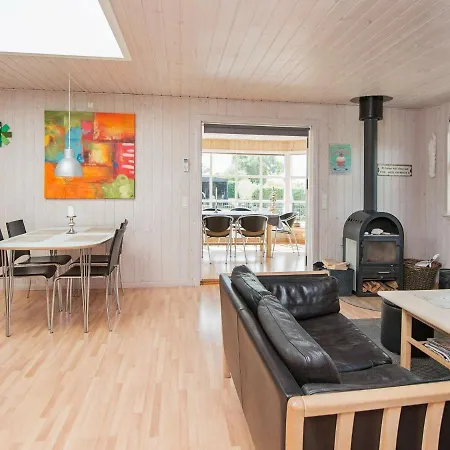Modern Holiday In Fredericia With Sauna בית נופש *